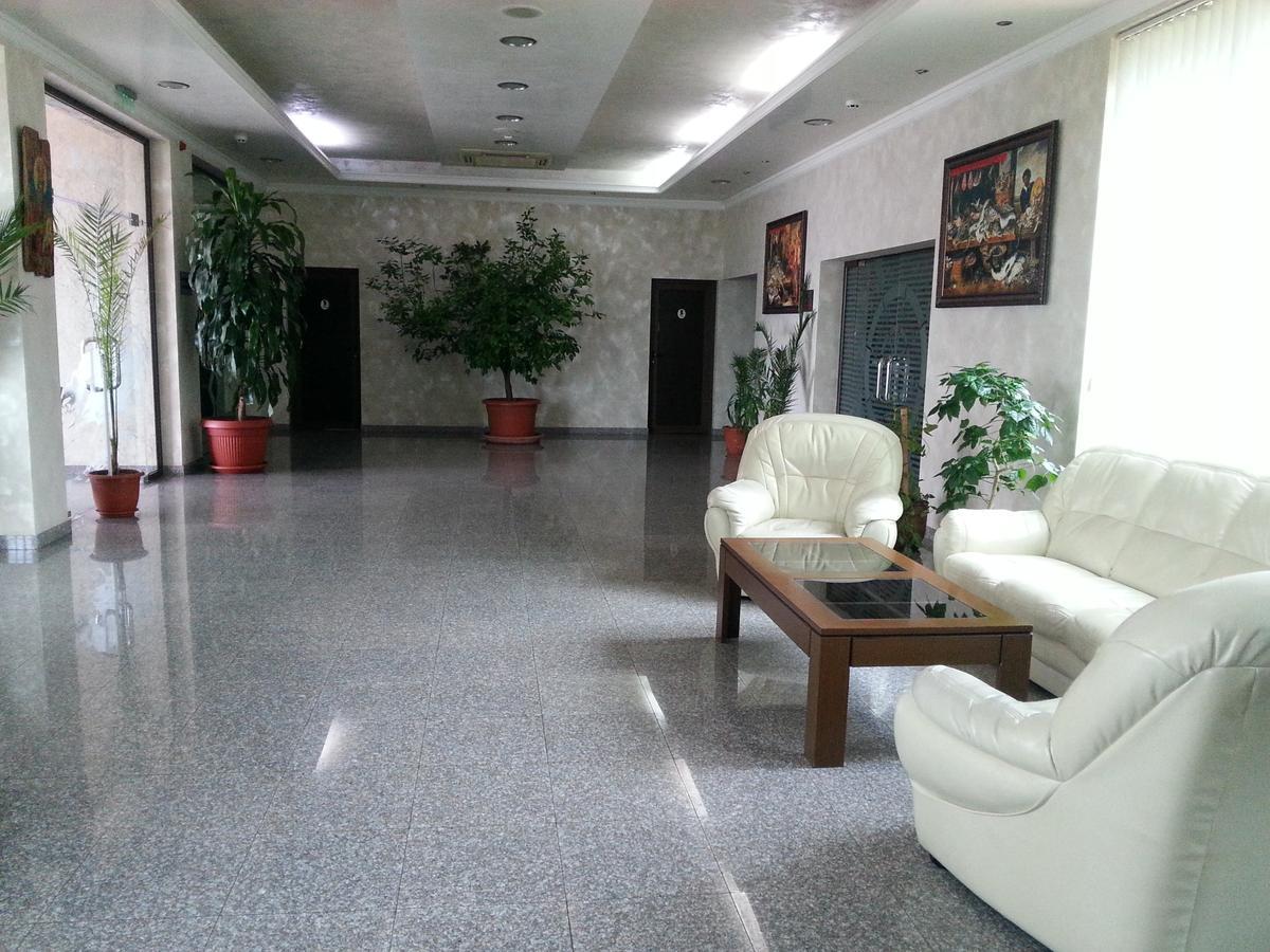 Hotel Sveti Nikola Sliven Ngoại thất bức ảnh